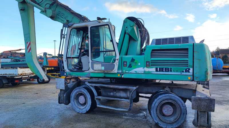 OmecoHub - LIEBHERR A924B